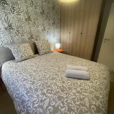 招待所 Chez Mamema 3*